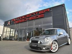 Grau Gebraucht 2010 Mini John Cooper Works Kleinwagen | 9.890 € (Guter Preis)