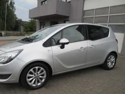 Silber Gebraucht 2016 Opel Meriva drive Van / Kleinbus | 5.590 € (Guter Preis)