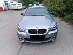 Grau Gebraucht 2005 BMW 530 M Sport Kombi | 3.900 € (Superpreis)