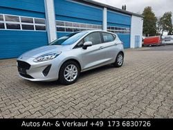 Silber Gebraucht 2020 Ford Fiesta Cool & Connect Limousine | 7.999 € (Fairer Preis)