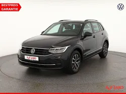 Uranograu Gebraucht 2021 VW Tiguan Life SUV | 26.950 € (Etwas zu teuer)