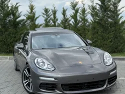 Grau Gebraucht 2014 Porsche Panamera 4S Executive Limousine | 28.000 € (Superpreis)
