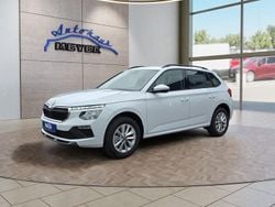 Moon weiß Neu 2025 Skoda Kamiq Selection SUV | 27.410 € (Superpreis)