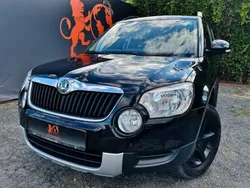 Schwarz Gebraucht 2011 Skoda Yeti SUV | 9.990 € (Etwas zu teuer)