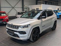 Silber Gebraucht 2022 Jeep Compass SUV | 23.900 € (Fairer Preis)