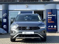 Indiumgrau Gebraucht 2022 VW T-Roc Life SUV | 17.950 € (Guter Preis)