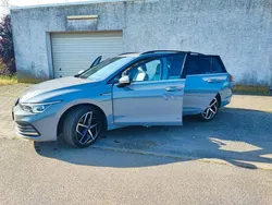 Grau Gebraucht 2021 VW Golf VIII Style Kombi | 17.499 € (Fairer Preis)