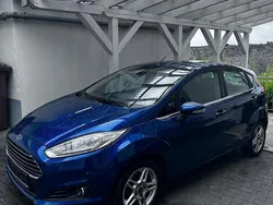 Blau Gebraucht 2015 Ford Fiesta Kleinwagen | 5.800 € (Guter Preis)