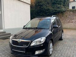 Schwarz Gebraucht 2012 Skoda Roomster GreenLine Van / Kleinbus | 5.900 € (Fairer Preis)