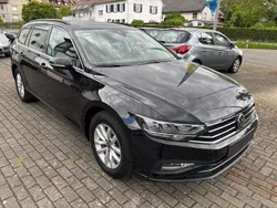 Schwarz Gebraucht 2021 VW Passat Business Kombi | 20.450 € (Fairer Preis)