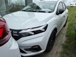 Weiß Neu 2025 Dacia Sandero Essentiel Kleinwagen | 12.649 € (Guter Preis)
