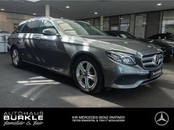 Grau Gebraucht 2018 Mercedes E220 Avantgarde Limousine | 26.440 € (Fairer Preis)