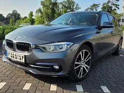 Grau Gebraucht 2017 BMW 320 Sport Line Kombi | 19.000 € (Fairer Preis)