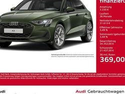 Grün Gebraucht 2024 Audi A3 Ambiente Limousine | 34.688 € (Fairer Preis)