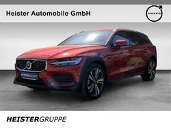 Gebraucht 2023 Volvo V60 CC Kombi | 47.890 €