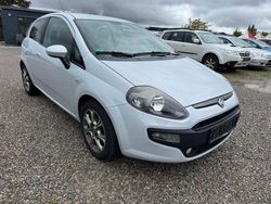 Gebraucht 2011 Fiat Punto Evo Racing Kleinwagen | 4.690 € (Fairer Preis)