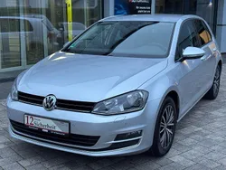 Silber Gebraucht 2016 VW Golf VII Allstar Limousine | 13.990 € (Fairer Preis)