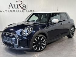 Enigmatic black Gebraucht 2021 Mini Cooper Classic Kleinwagen | 21.989 € (Etwas zu teuer)