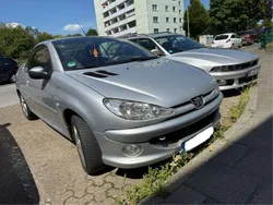Silber Gebraucht 2005 Peugeot 206 CC Cabrio | 1.350 € (Guter Preis)