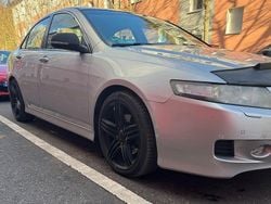 Silber Gebraucht 2006 Honda Accord Executive Limousine | 6.800 € (Teuer)