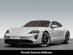 Weiß Gebraucht 2022 Porsche Taycan Limousine | 64.900 € (Etwas zu teuer)