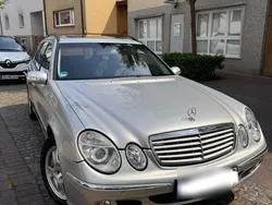 Silber Gebraucht 2004 Mercedes E240 Elegance Kombi | 4.800 € (Etwas zu teuer)