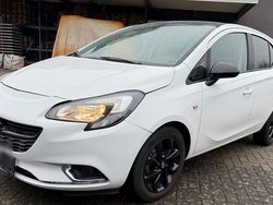 Weiß Gebraucht 2015 Opel Corsa Color Edition Kleinwagen | 6.100 € (Guter Preis)