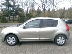Gold Gebraucht 2012 Dacia Sandero Kleinwagen | 4.000 € (Superpreis)
