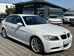 Weiß Gebraucht 2007 BMW 320 Sport Line Limousine | 6.990 € (Teuer)