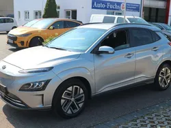 Silber Gebraucht 2022 Hyundai Kona Trend SUV | 23.999 € (Fairer Preis)