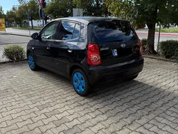 Schwarz Gebraucht 2008 Kia Picanto Kleinwagen | 700 € (Superpreis)
