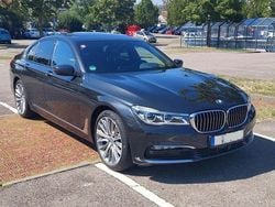 Grau Gebraucht 2019 BMW 730 Efficient Dynamics Limousine | 38.700 € (Guter Preis)