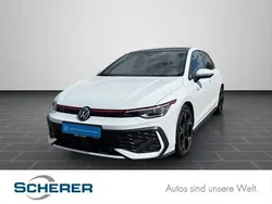 Pure white / schwarz Gebraucht 2024 VW Golf VIII GTI Limousine | 41.940 € (Guter Preis)