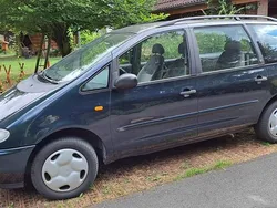 Grün Gebraucht 1996 Ford Galaxy Van / Kleinbus | 1.100 €