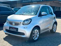 Grau Gebraucht 2015 Smart ForTwo Coupé Basis Coupé | 7.500 € (Teuer)
