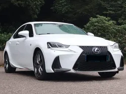 Weiß Gebraucht 2020 Lexus IS300h Sport Line Limousine | 39.000 €