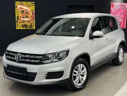 Reflexsilber Gebraucht 2015 VW Tiguan Trendline SUV | 11.950 € (Fairer Preis)