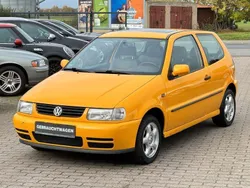 Gelb Gebraucht 1999 VW Polo Highline Limousine | 2.790 € (Teuer)
