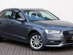 Grau Gebraucht 2014 Audi A3 Sportback Attraction Limousine | 15.490 € (Fairer Preis)