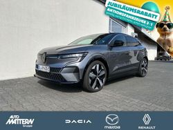 Grau Gebraucht 2024 Renault Mégane IV | 37.690 €