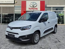 Icy white Gebraucht 2022 Toyota Proace City Van | 18.990 € (Fairer Preis)