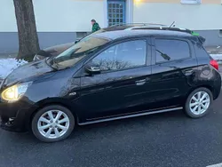 Schwarz Gebraucht 2015 Mitsubishi Space Star Limousine | 8.700 € (Etwas zu teuer)