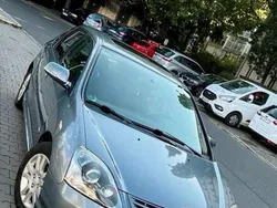 Grau Gebraucht 2005 Honda Civic ES Kleinwagen | 4.800 € (Teuer)