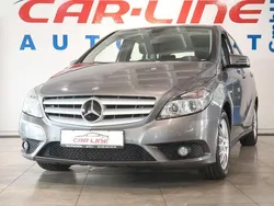 Grau Gebraucht 2012 Mercedes B180 Van / Kleinbus | 11.999 € (Fairer Preis)