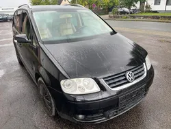 Schwarz Gebraucht 2004 VW Touran Van / Kleinbus | 1.199 € (Guter Preis)