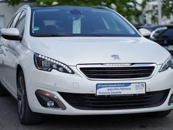 Blanc nacre perlmutt Gebraucht 2017 Peugeot 308 SW Allure Kombi | 10.700 € (Guter Preis)
