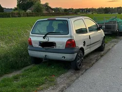 Silber Gebraucht 2007 Renault Twingo Kleinwagen | 1.600 €