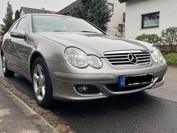 Grau Gebraucht 2006 Mercedes C180 Coupé | 5.600 € (Fairer Preis)