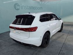 Weiß Gebraucht 2024 VW Touareg R SUV | 64.650 € (Superpreis)