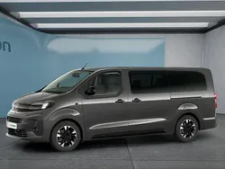 Grau Neu 2025 Opel Zafira Life Van | 44.949 € (Teuer)